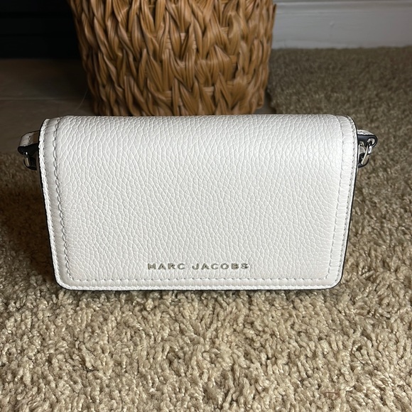 Marc Jacobs Bags Marc Jacobs Groove Leather Mini Crossbody Poshmark